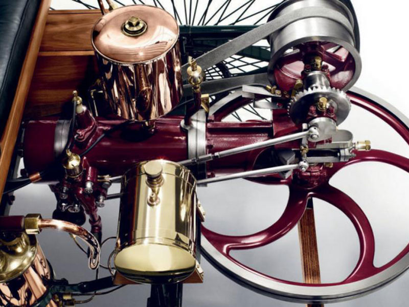 قطعة من التاريخ... مرسيدس تبيع نموذج عامل لأول موديلاتها